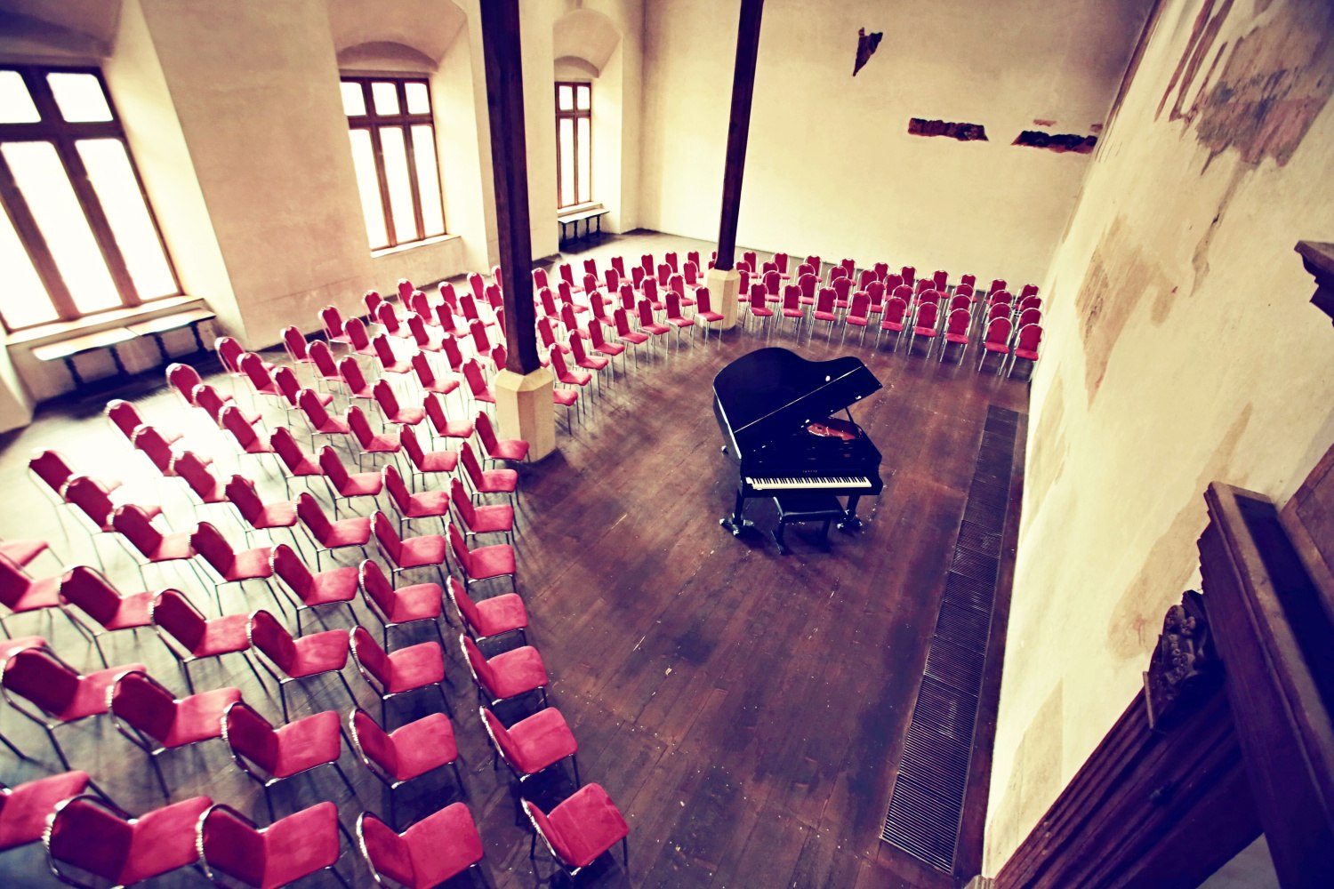 A summer cup of music in the very center of Prague